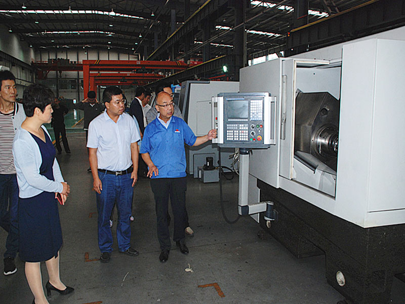 甘肅省委財辦調研組來星火機床公司調研