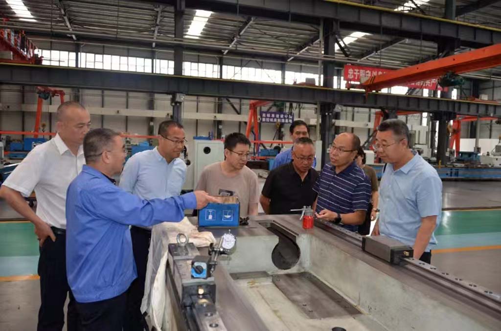 省政協(xié)澳門(mén)甘肅聯(lián)誼會(huì)副會(huì)長(zhǎng)周勝一行蒞臨星火考察參觀