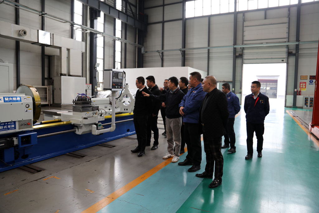 中國能源建設(shè)集團(tuán)投資有限公司考察組到星火數(shù)控公司考察