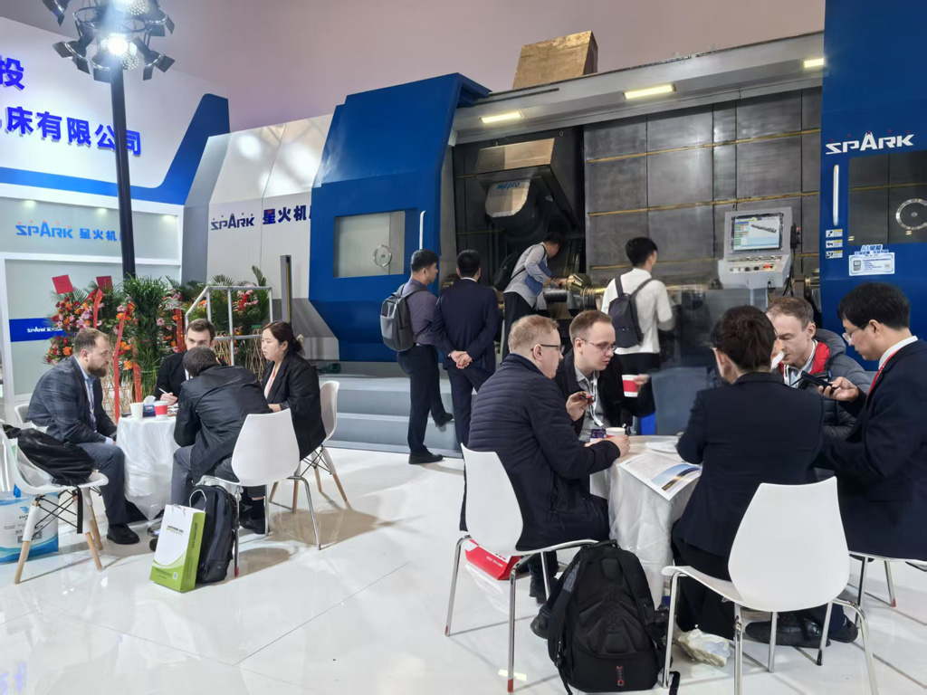 外商云集 星火訂單紛紜而至